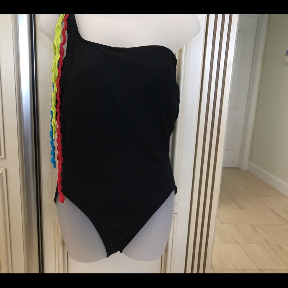 Bathing suit